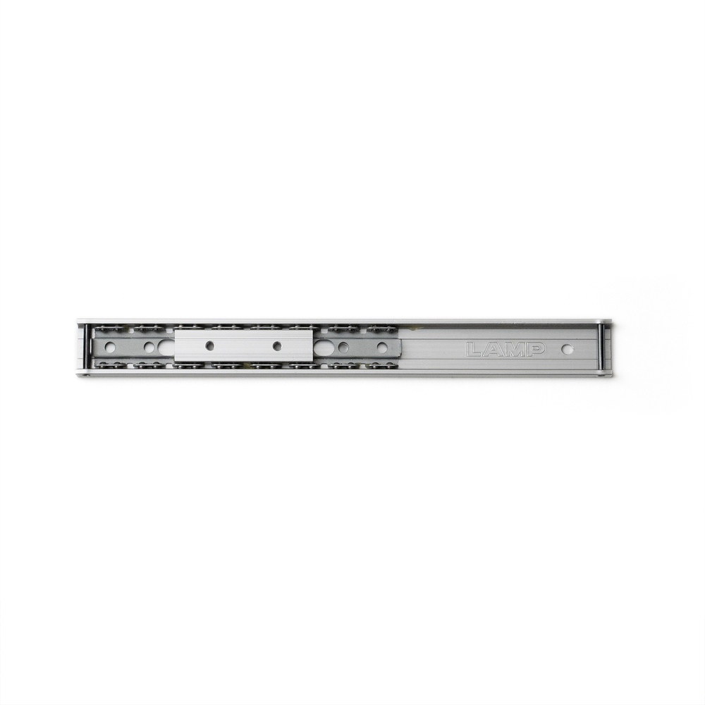 Mini focalizator din aluminiu ARL2-16-150, de Sugatsune / LAMP (Japonia)
